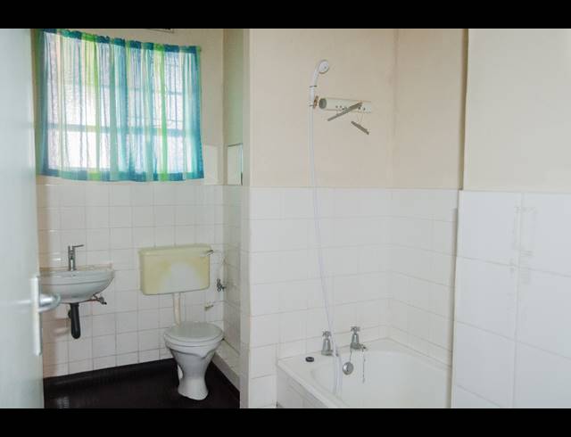 0.5 BEDROOM APARTMENT FOR SALE IN SCOTTBURGH CENTRAL